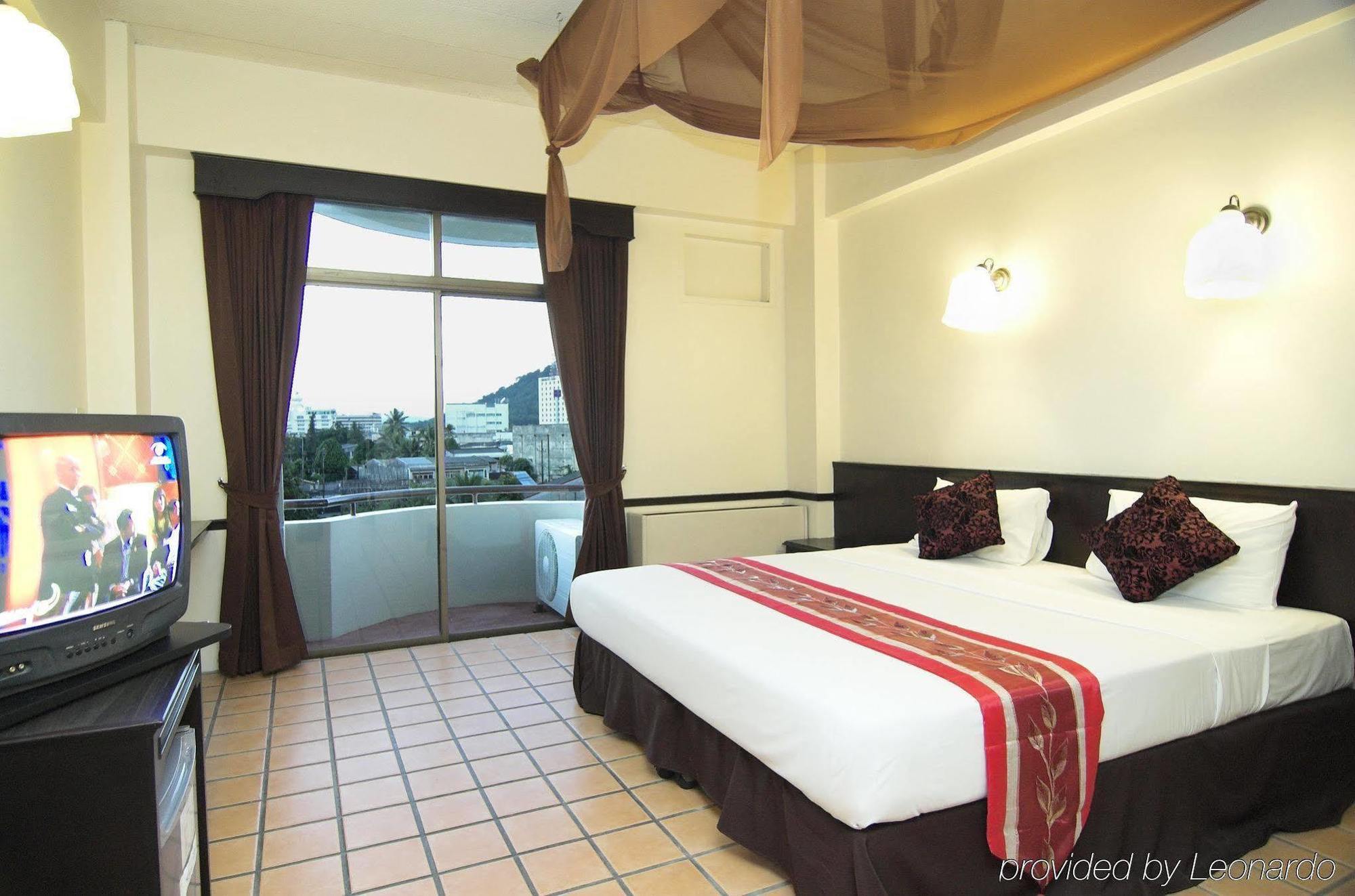 Rome Place Hotel Phuket Dış mekan fotoğraf