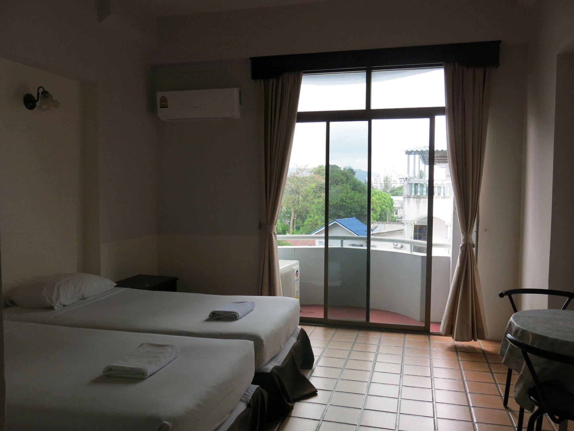 Rome Place Hotel Phuket Dış mekan fotoğraf