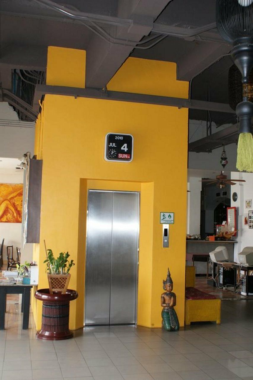 Rome Place Hotel Phuket Dış mekan fotoğraf